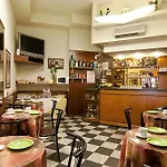 里欧酒店 3*