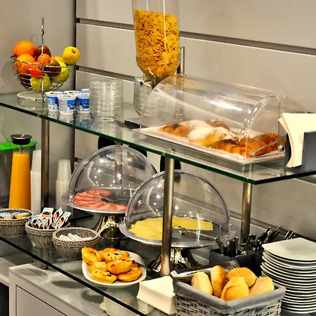 里欧酒店 酒店 3*