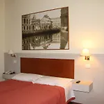Hotel Rio Milán