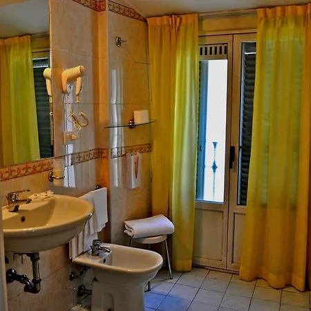 Hotell Rio 3*